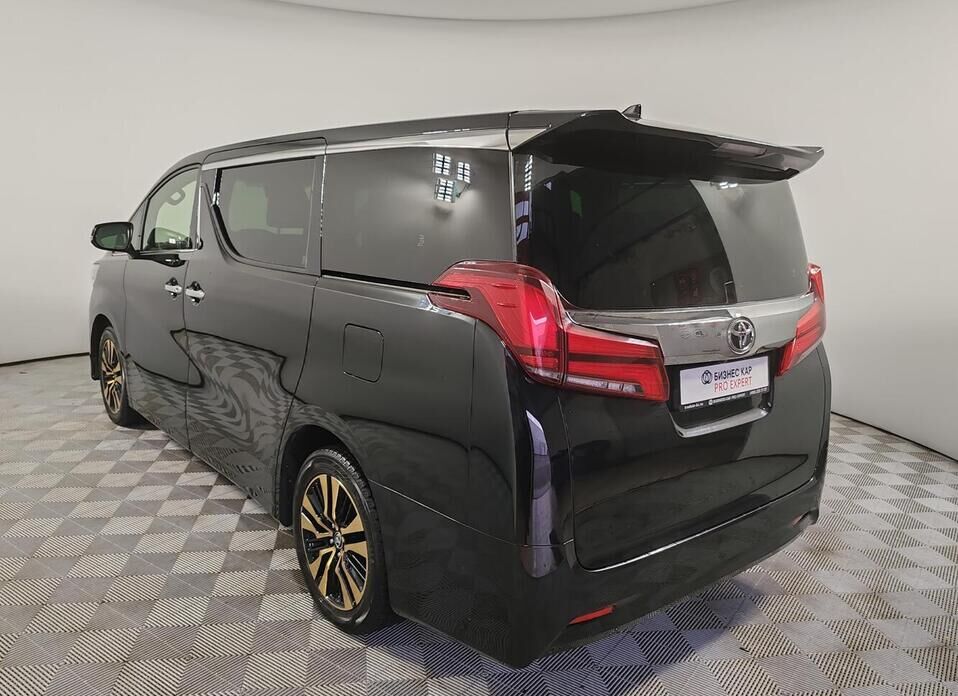 Toyota Alphard 3.5 AT (300 л.с.)