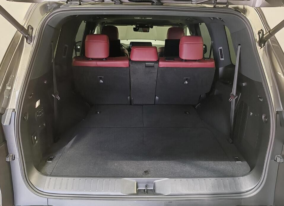 Lexus LX 600 3.4 AT (415 л.с.) 4WD