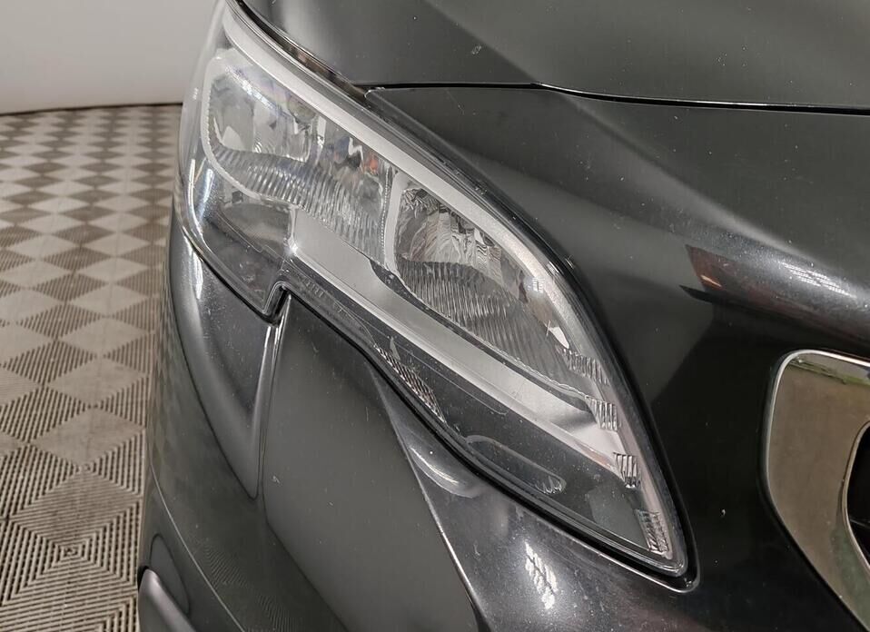 Peugeot Traveller 1.6d MT (115 л.с.)
