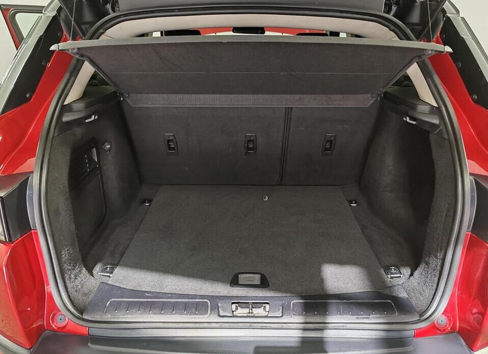 Land Rover Range Rover Evoque 9-speed 2.2d AT (150 л.с.) 4WD