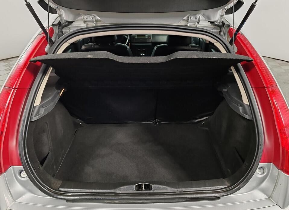 Citroen C4 1.6 AT (120 л.с.)
