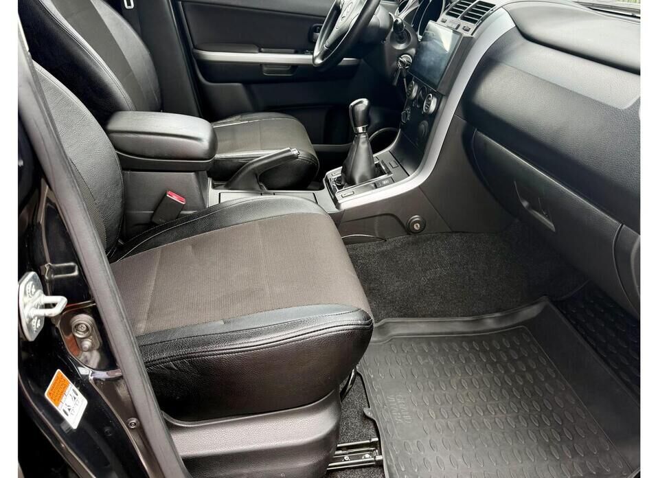 Suzuki Grand Vitara 2.0 MT (140 л.с.) 4WD