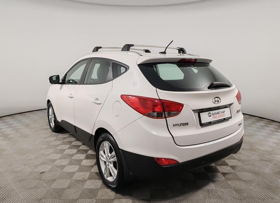 Hyundai ix35 2.0 AT (150 л.с.) 4WD