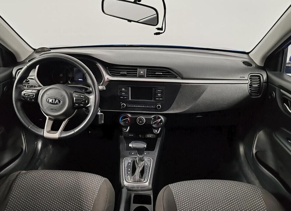 Kia Rio 1.6 AT (123 л.с.)