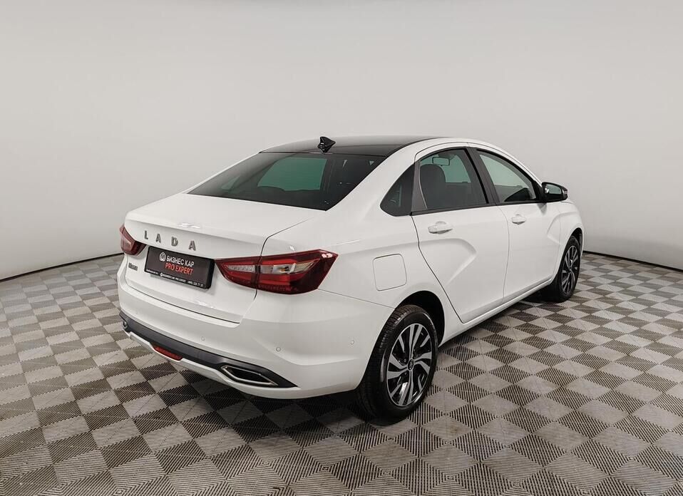 LADA (ВАЗ) Vesta 1.8 CVT (122 л.с.)