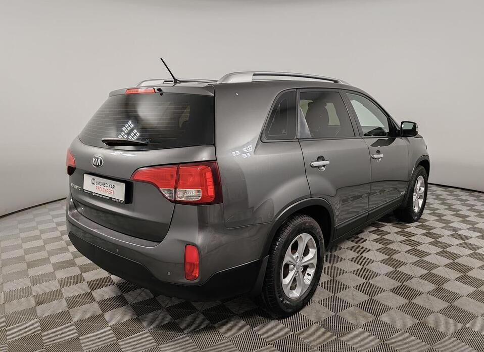 Kia Sorento 2.4 AT (175 л.с.) 4WD
