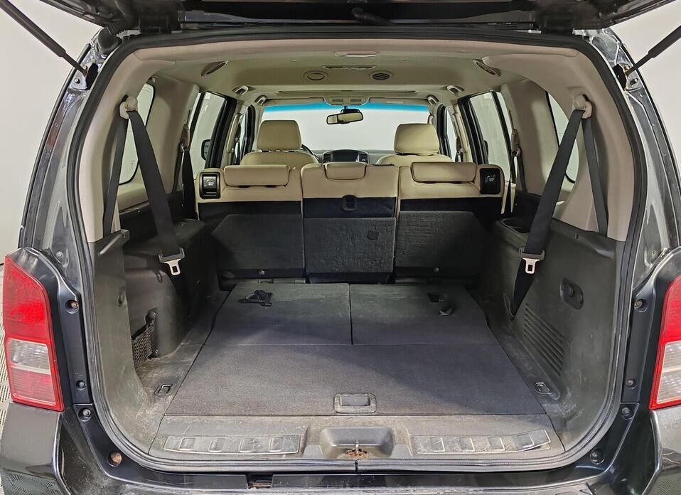 Nissan Pathfinder 2.5d AT (190 л.с.) 4WD