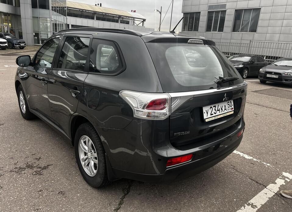 Mitsubishi Outlander 2.0 CVT (146 л.с.) 4WD