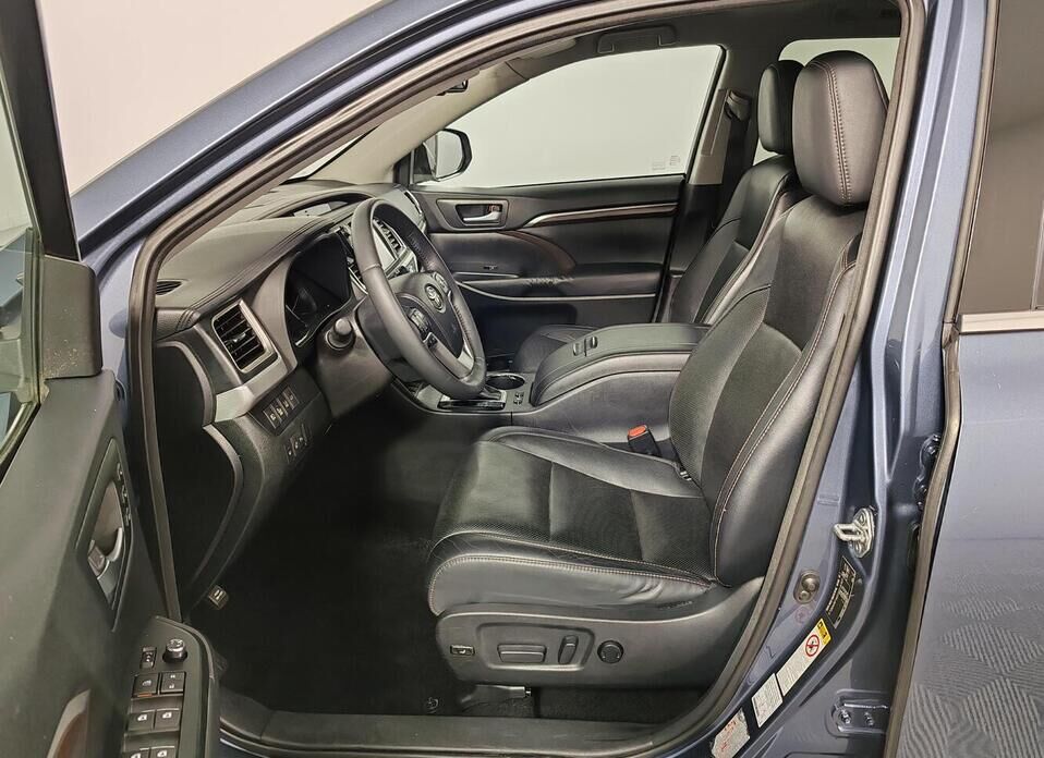 Toyota Highlander 3.5 AT (249 л.с.) 4WD