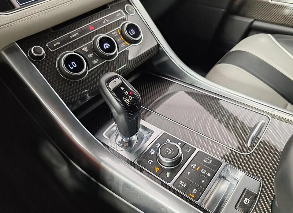 Land Rover Range Rover Sport SVR 5.0 AT (550 л.с.) 4WD