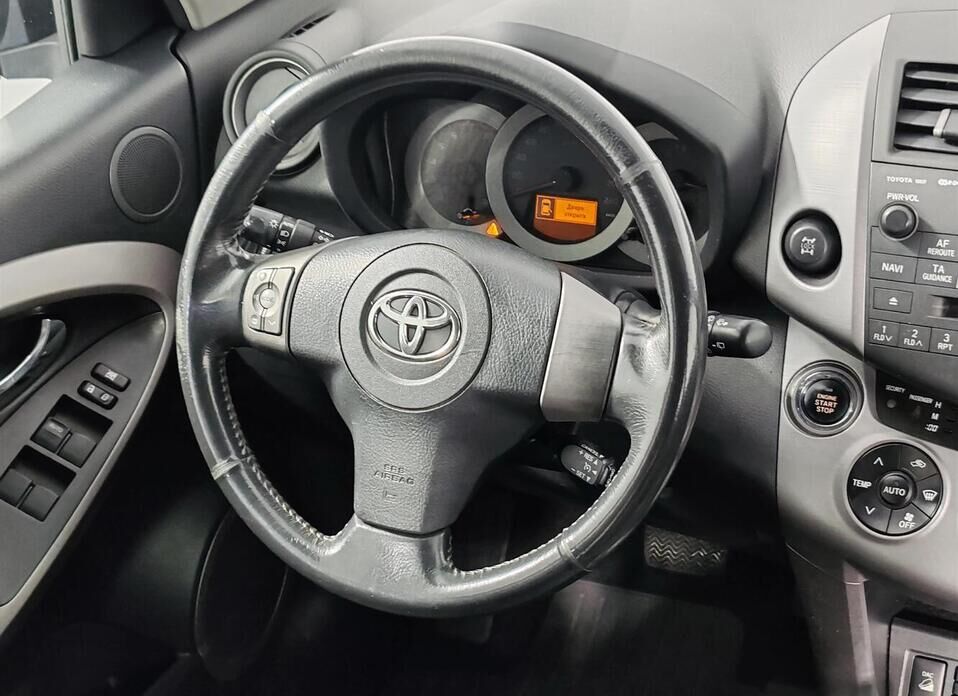 Toyota RAV4 2.4 AT (170 л.с.) 4WD