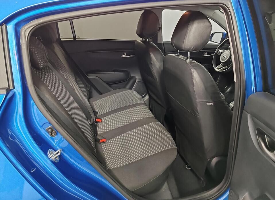 Kia Rio 1.6 AT (123 л.с.)