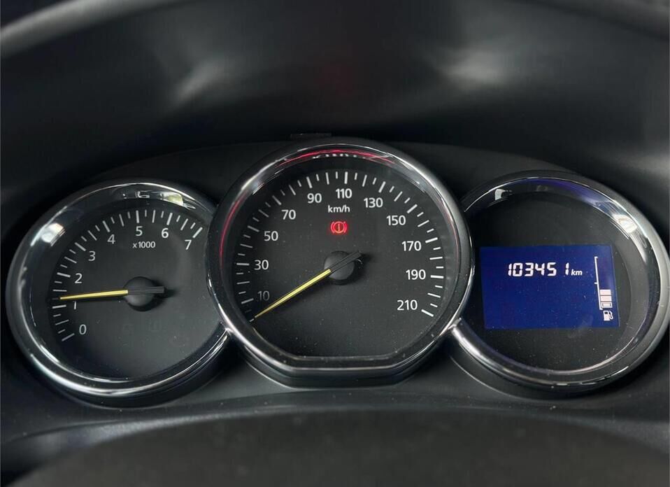 Renault Sandero 1.6 MT (113 л.с.)