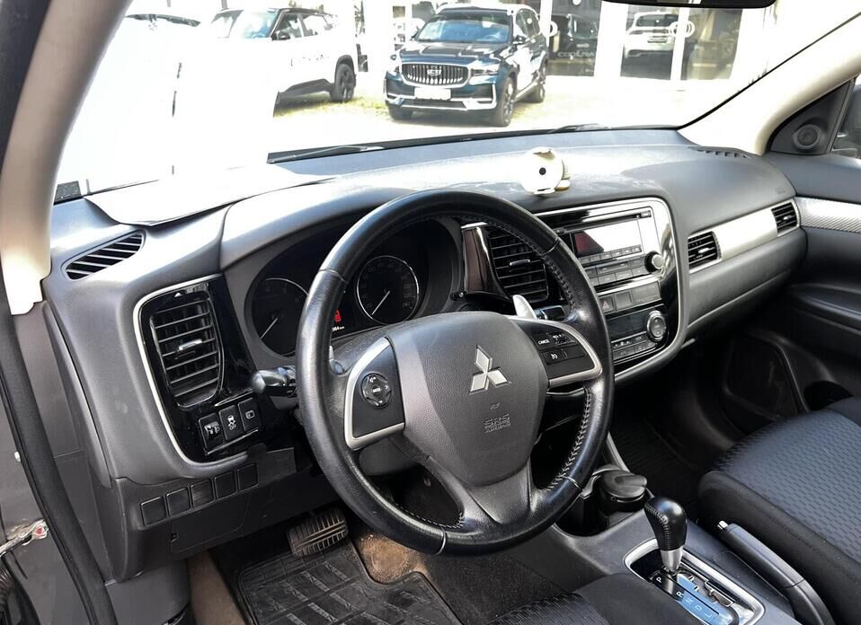 Mitsubishi Outlander 2.0 CVT (146 л.с.) 4WD