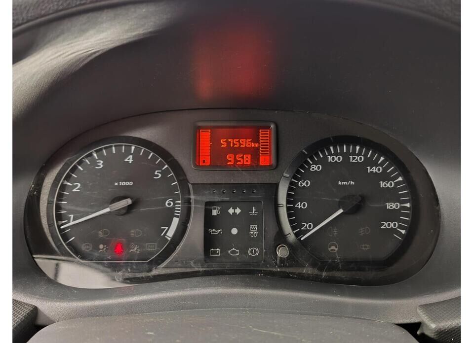LADA (ВАЗ) Largus 1.6 MT (106 л.с.)