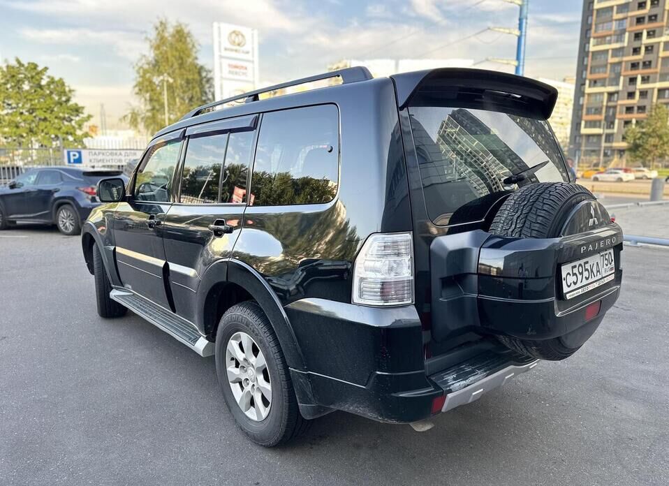 Mitsubishi Pajero 3.0 AT (178 л.с.) 4WD