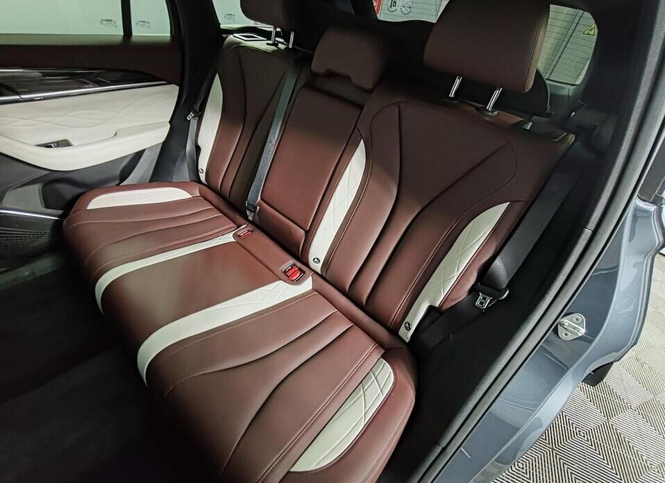 Geely Monjaro 2.0 AT (238 л.с.) 4WD