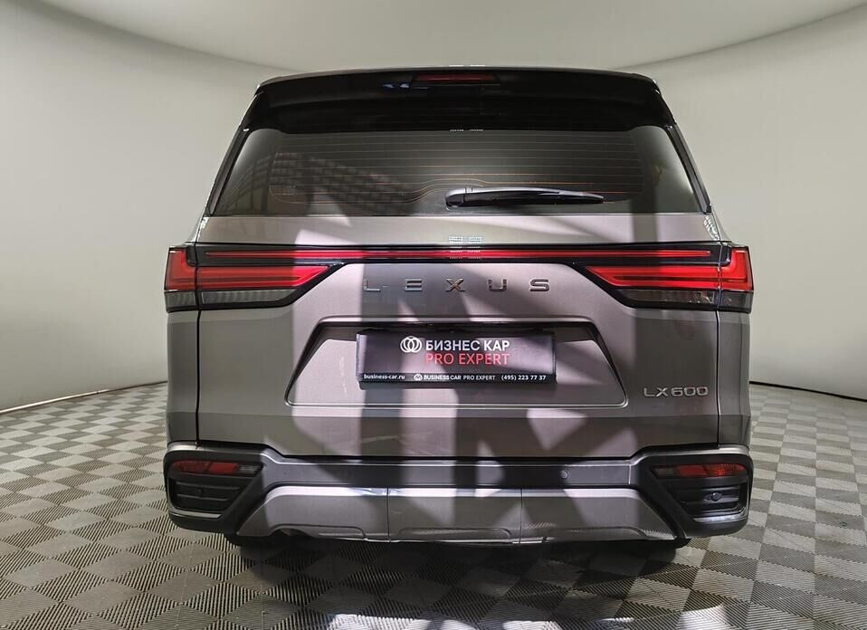 Lexus LX 600 3.4 AT (415 л.с.) 4WD
