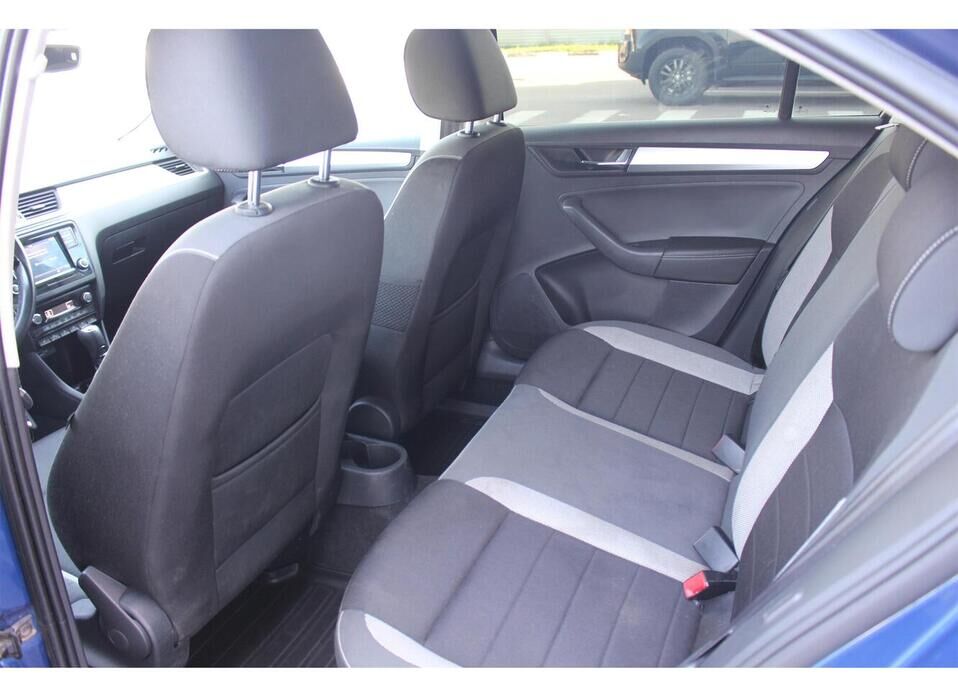 Skoda Rapid 1.6 AT (110 л.с.)