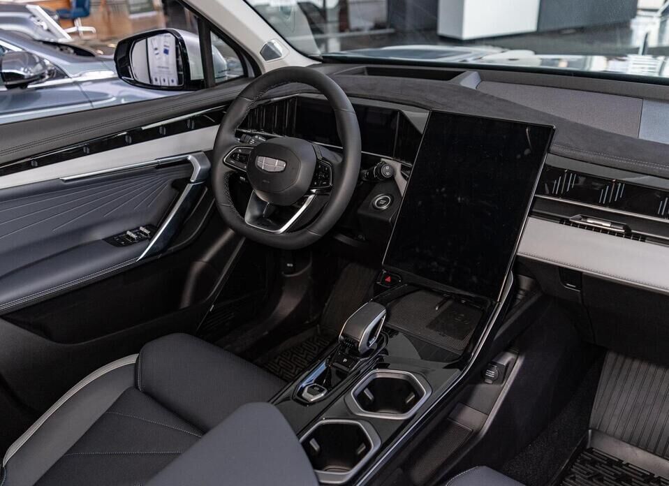 Geely Atlas 2.0 AT (200 л.с.) 4WD