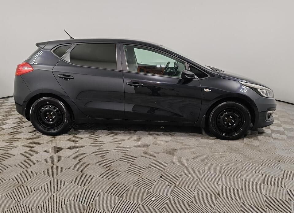 Kia Ceed 1.6 AT (130 л.с.)