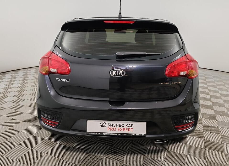 Kia Ceed 1.6 AT (130 л.с.)