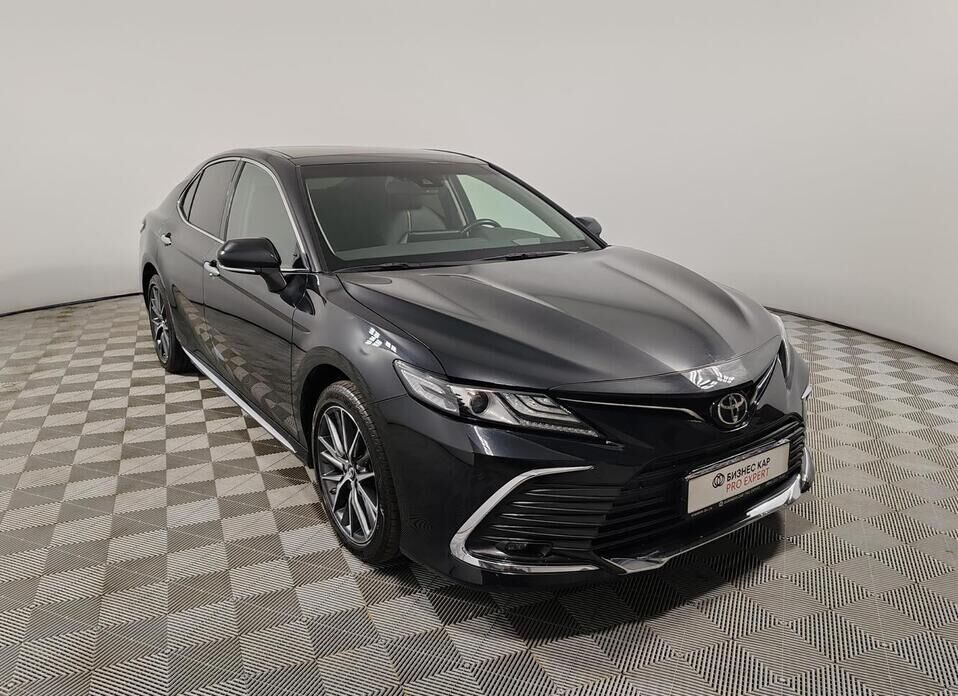 Toyota Camry 2.5 AT (206 л.с.)