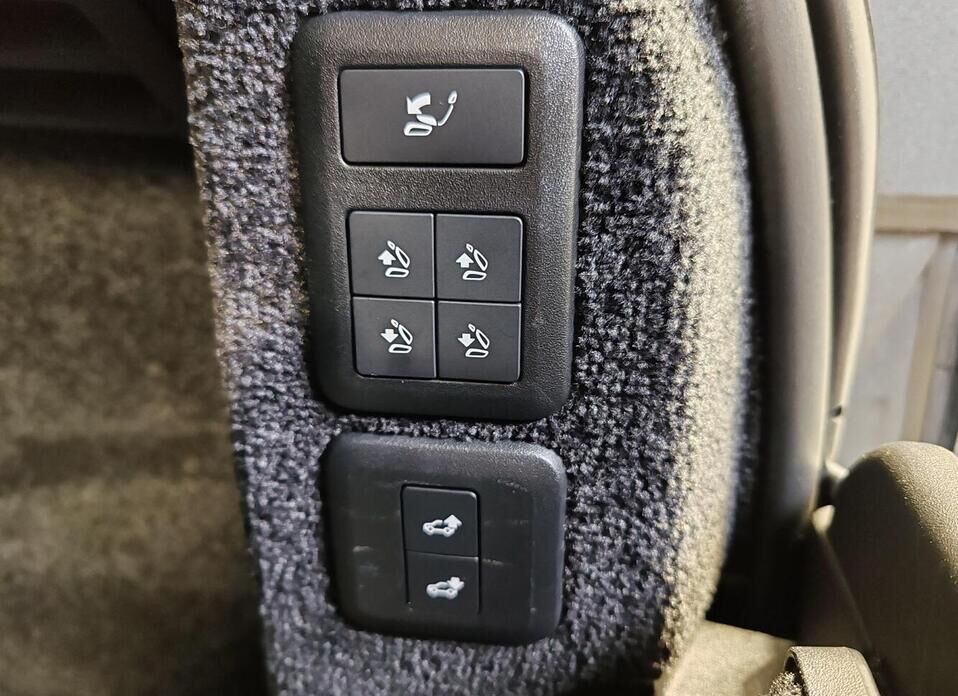 Land Rover Range Rover Long 4.4d AT (339 л.с.) 4WD