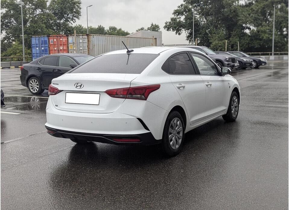Hyundai Solaris 1.6 AT (123 л.с.)