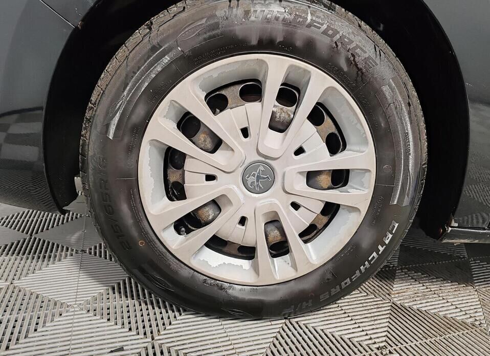 Peugeot Traveller 1.6d MT (115 л.с.)
