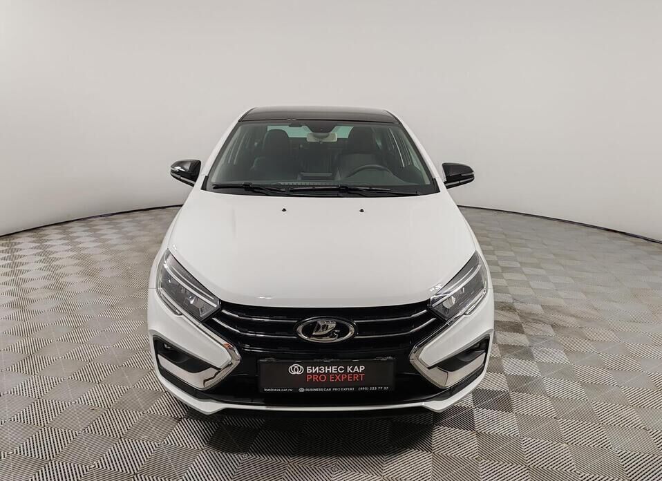 LADA (ВАЗ) Vesta 1.8 CVT (122 л.с.)