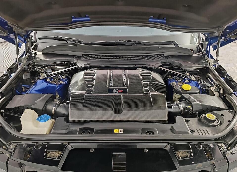 Land Rover Range Rover Sport SVR 5.0 AT (550 л.с.) 4WD