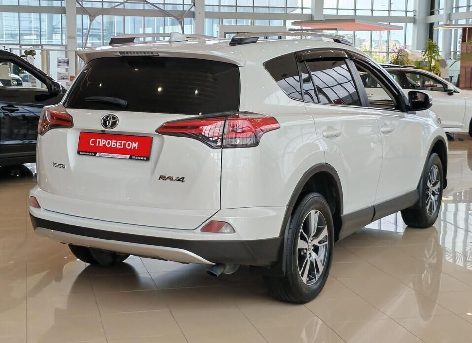 Toyota RAV4 2.0 CVT (146 л.с.)