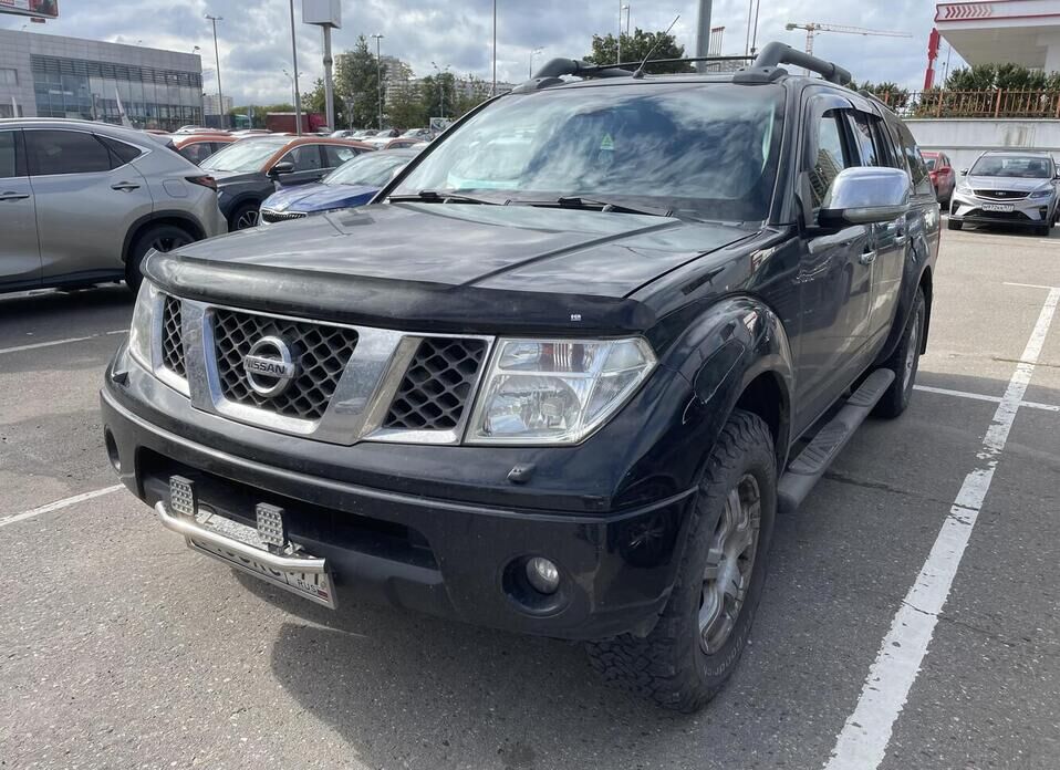 Nissan Navara (Frontier) 2.5d AT (174 л.с.) 4WD