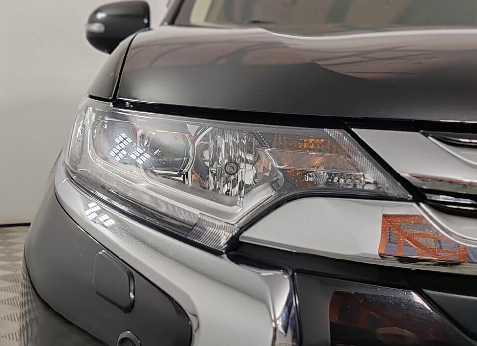 Mitsubishi Outlander 2.4 CVT (167 л.с.) 4WD