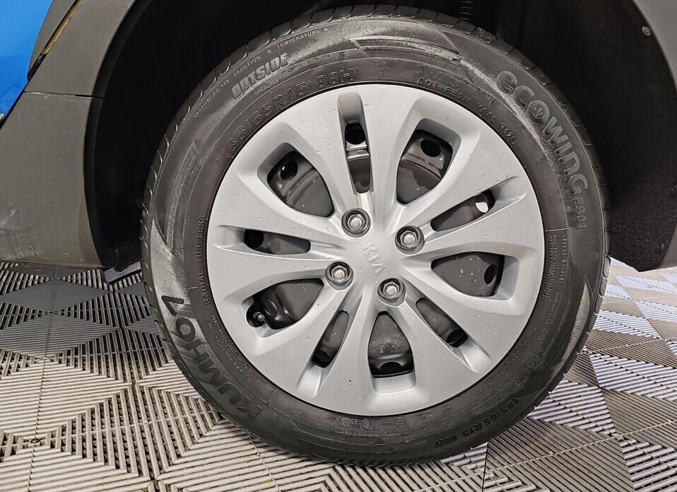 Kia Rio 1.6 AT (123 л.с.)
