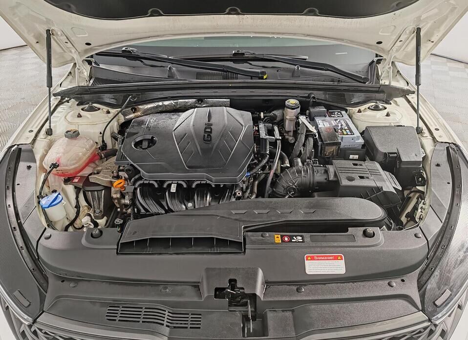 Kia K5 2.5 AT (194 л.с.)