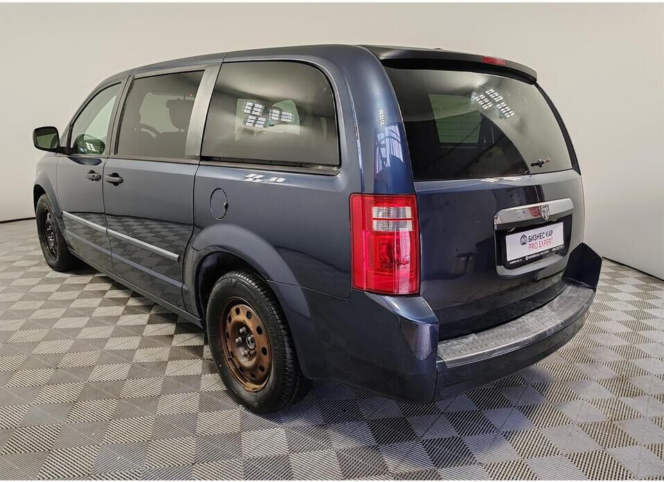 Dodge Caravan Grand 3.3 AT (173 л.с.)