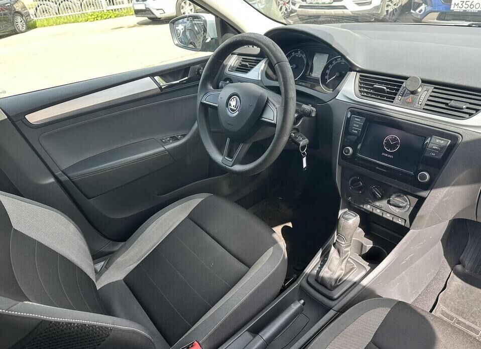 Skoda Rapid 1.6 AT (110 л.с.)