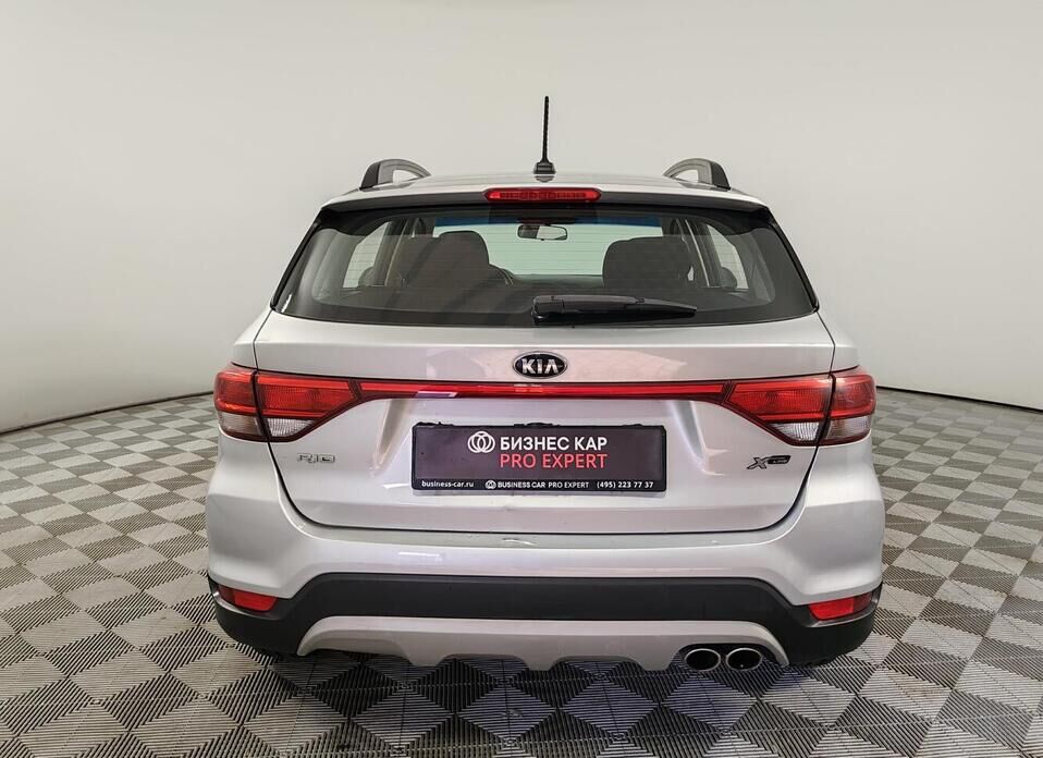 Kia Rio X-Line 1.6 AT (123 л.с.)