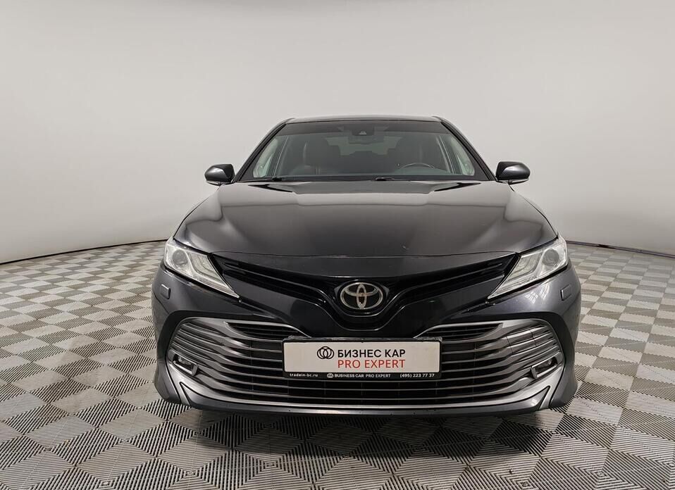 Toyota Camry 2.5 AT (181 л.с.)