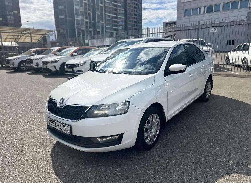 Skoda Rapid 1.6 AT (110 л.с.)