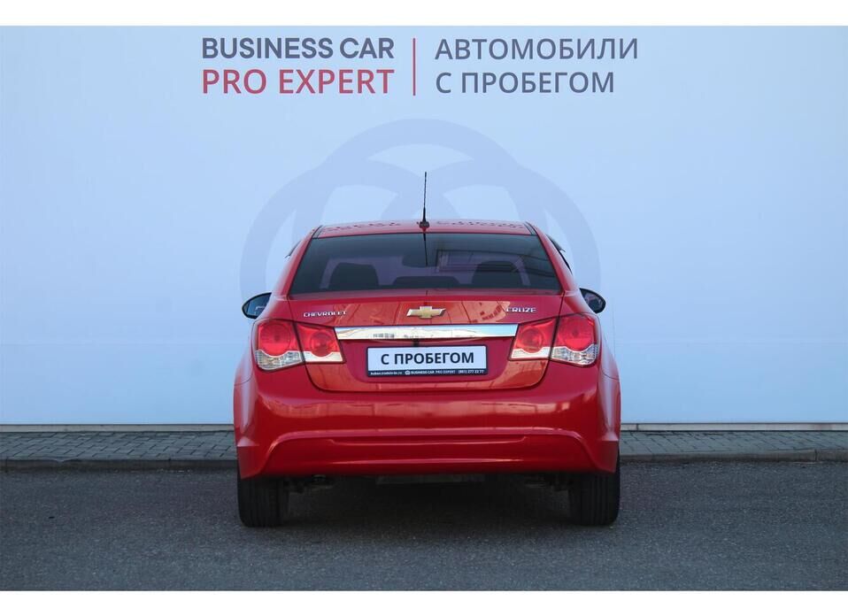 Chevrolet Cruze 1.6 AT (109 л.с.)