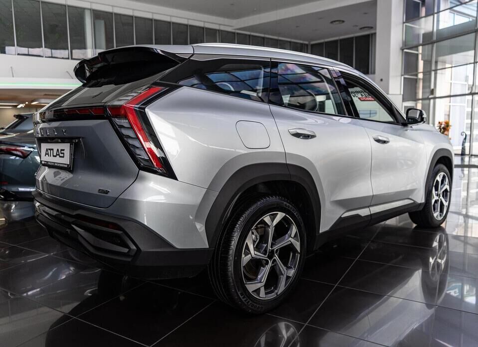 Geely Atlas 2.0 AT (200 л.с.) 4WD