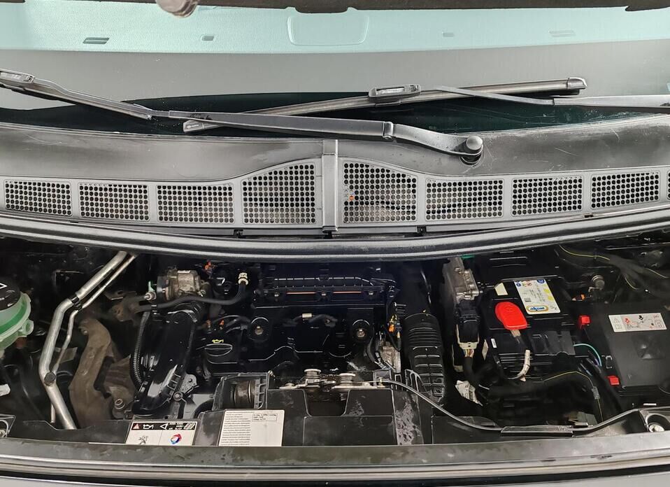 Peugeot Traveller 1.6d MT (115 л.с.)