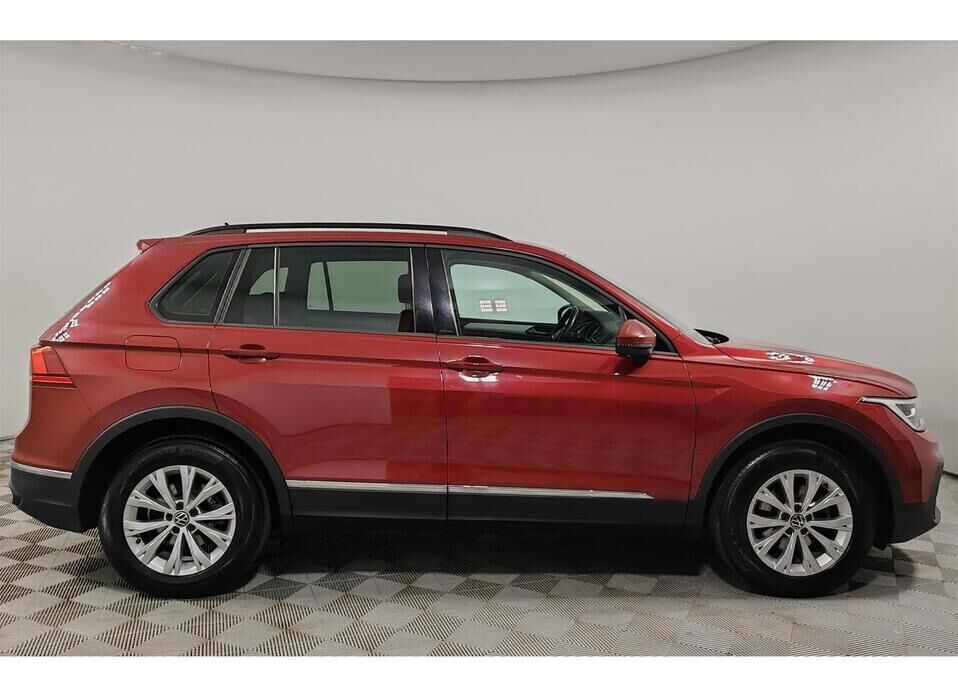 Volkswagen Tiguan 1.4 AMT (150 л.с.)