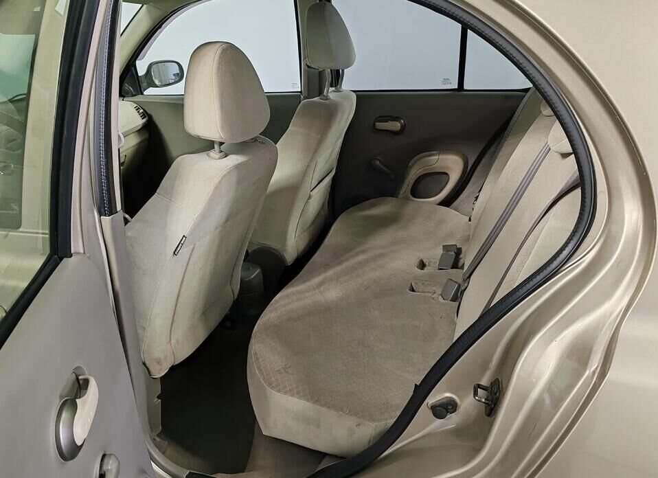 Nissan Micra 1.4 AT (88 л.с.)