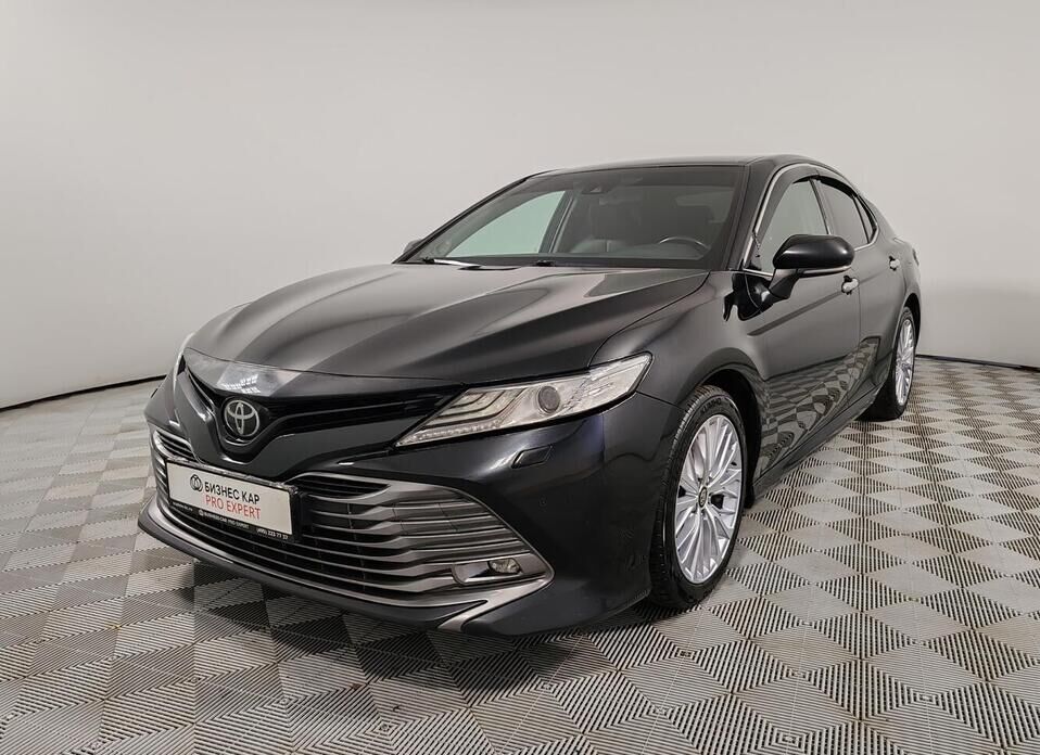 Toyota Camry 2.5 AT (181 л.с.)