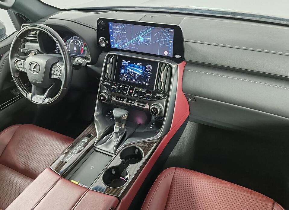 Lexus LX 600 3.4 AT (415 л.с.) 4WD