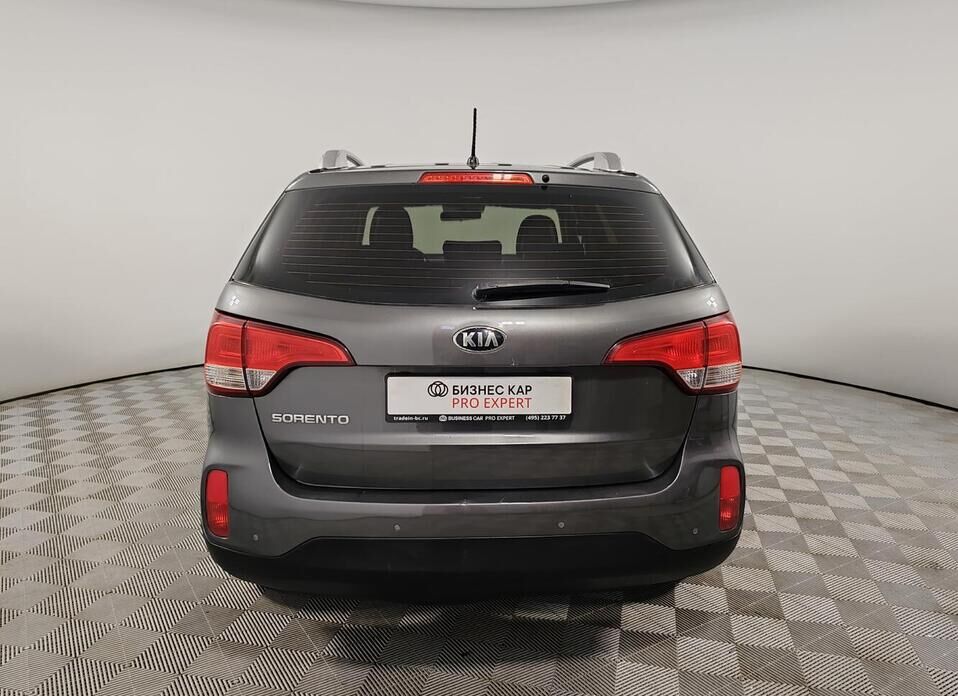 Kia Sorento 2.4 AT (175 л.с.) 4WD